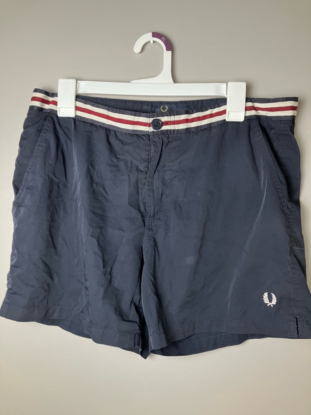 Fred Perry Classic Button Boardshorts Swim Trunks Sz Medium | Navy w Red Accent
